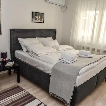 Suncokret Apartmani Loznica Exteriör bild