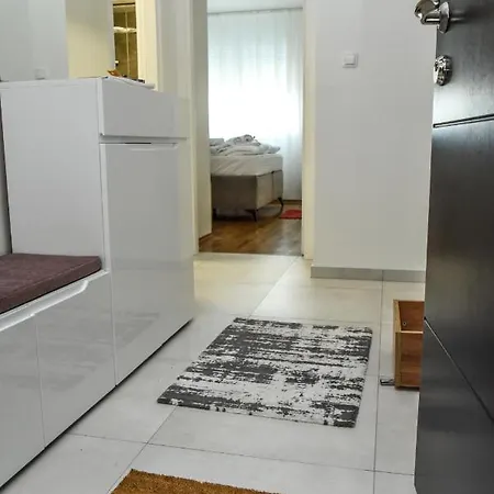 Suncokret Apartmani Loznica Exteriör bild