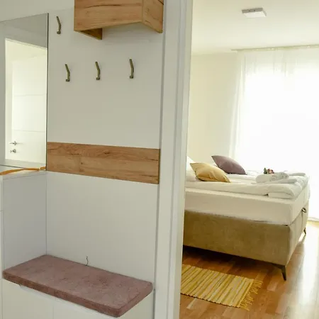 Suncokret Apartmani Loznica Exteriör bild